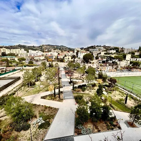Riviera - Superbe 3 Pièces Avec Terrasse Plein Sud Et Parking- La Terrasse Du Jardin Du Ray Appartement *