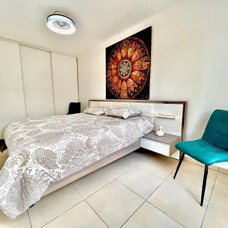 Riviera - Superbe 3 Pièces Avec Terrasse Plein Sud Et Parking- La Terrasse Du Jardin Du Ray Appartement